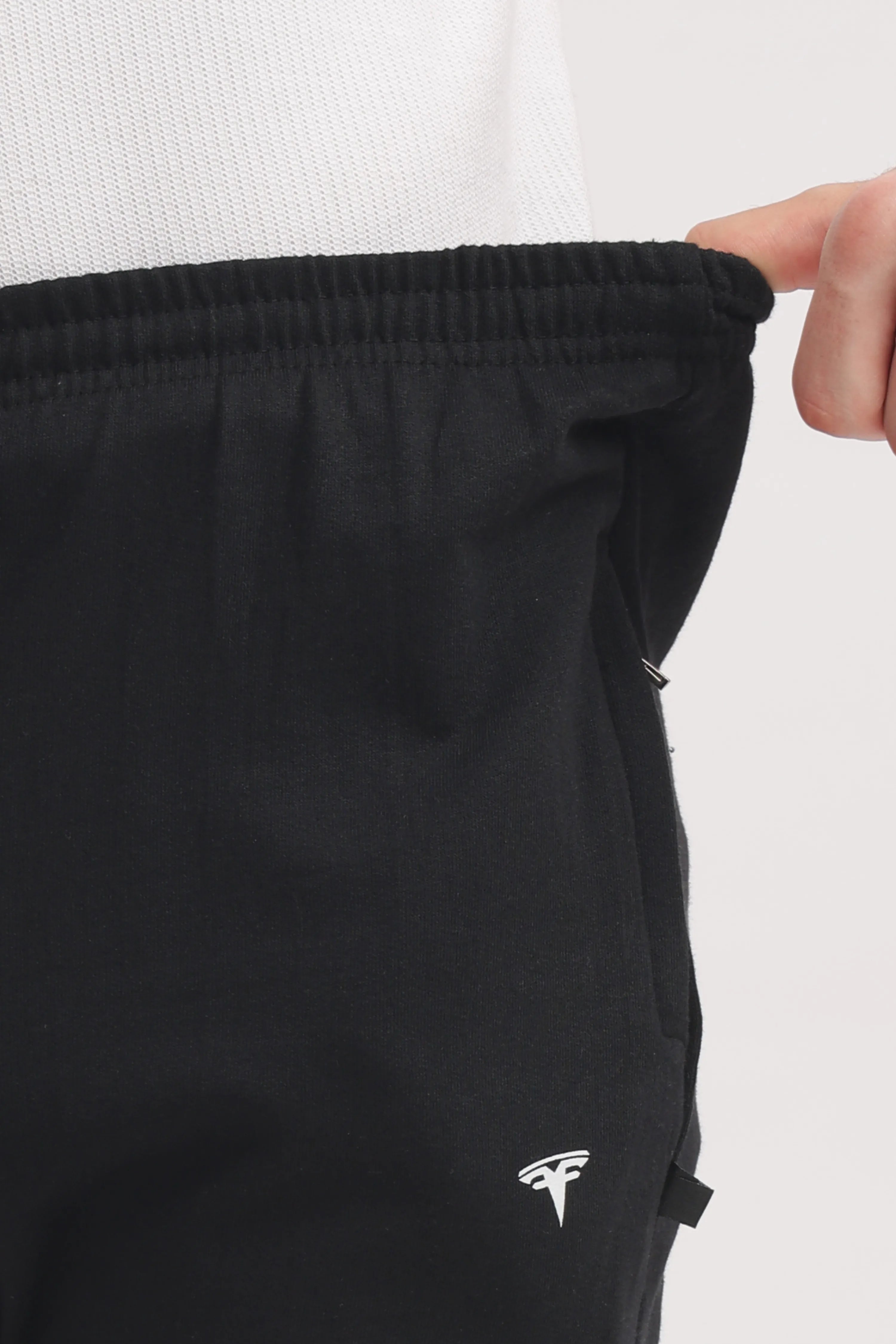 Black - 3/4th Shorts
